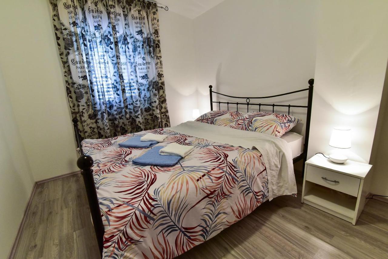 L&L Holiday Apartment 자다르 외부 사진